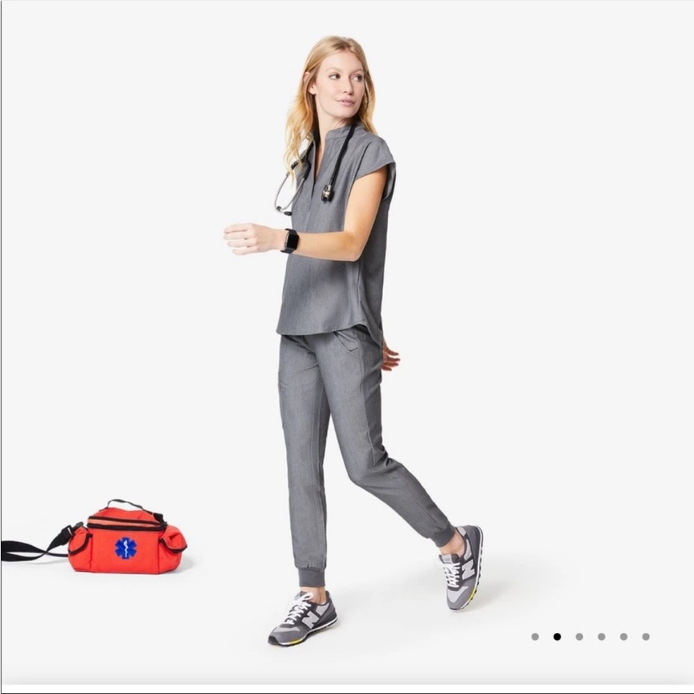 Charcoal grey figs scrubs